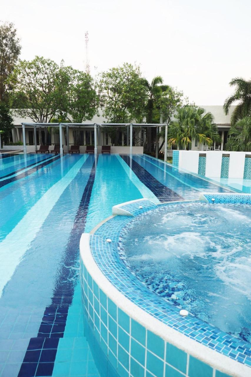 Kochira Hotel Hua Hin Luaran gambar